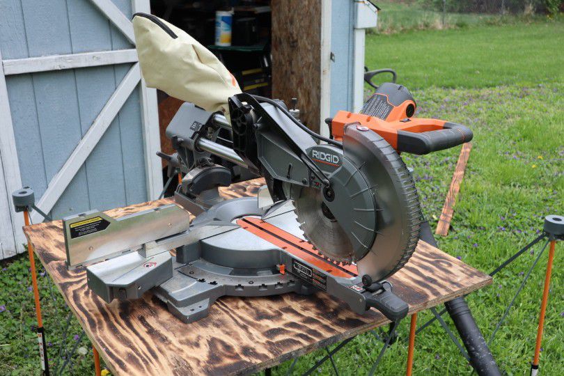 RIDGID 15 Amp Corded 12 in. Dual Bevel Sliding Miter Saw with 70 Deg. Miter  Capacity and LED Cut Line Indicator for Sale in Overland Park, KS OfferUp