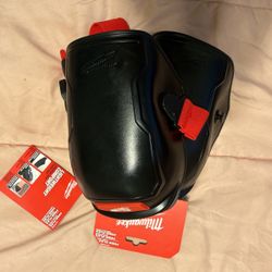 Milwaukee Knee Pads 