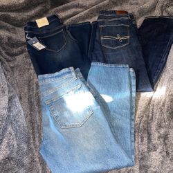 Jeans Different Prices 