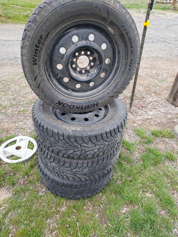 225/60R16
