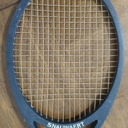 SNAUWAERT 27"/9" VINTAGE RACQUET. Graphite Composite. One of a kind. Collectors Item.