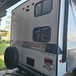 2021 Forest River Platinum Wildwood fsx 179DBKX