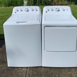 GE WASHER AND DRYER SET.