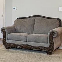 Stanmore Loveseat set