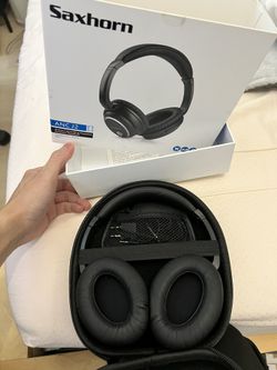 SaxHorn Noise Cancelling Headphones 