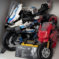 Lego 42130 BMW & Lego 42107 Ducati