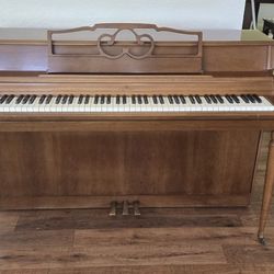 Wurlitzer Piano