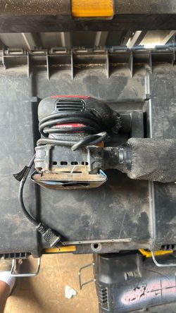 Hyper tough sander