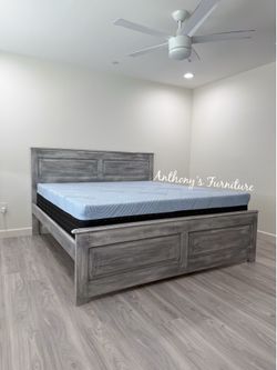 New King Bed And Memory Foam Mattress