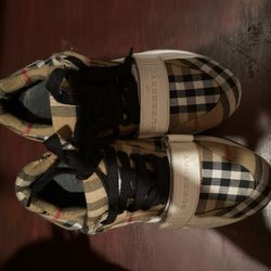 Burberry Shoes