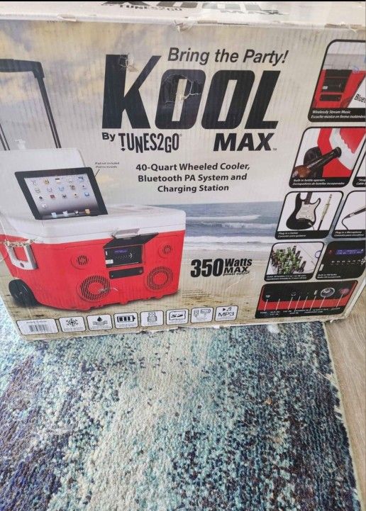 Cooler With Bluetooth
