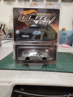 hot wheels elite 64 audi RS