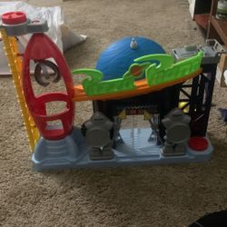 Pizza Planet Imaginext Set