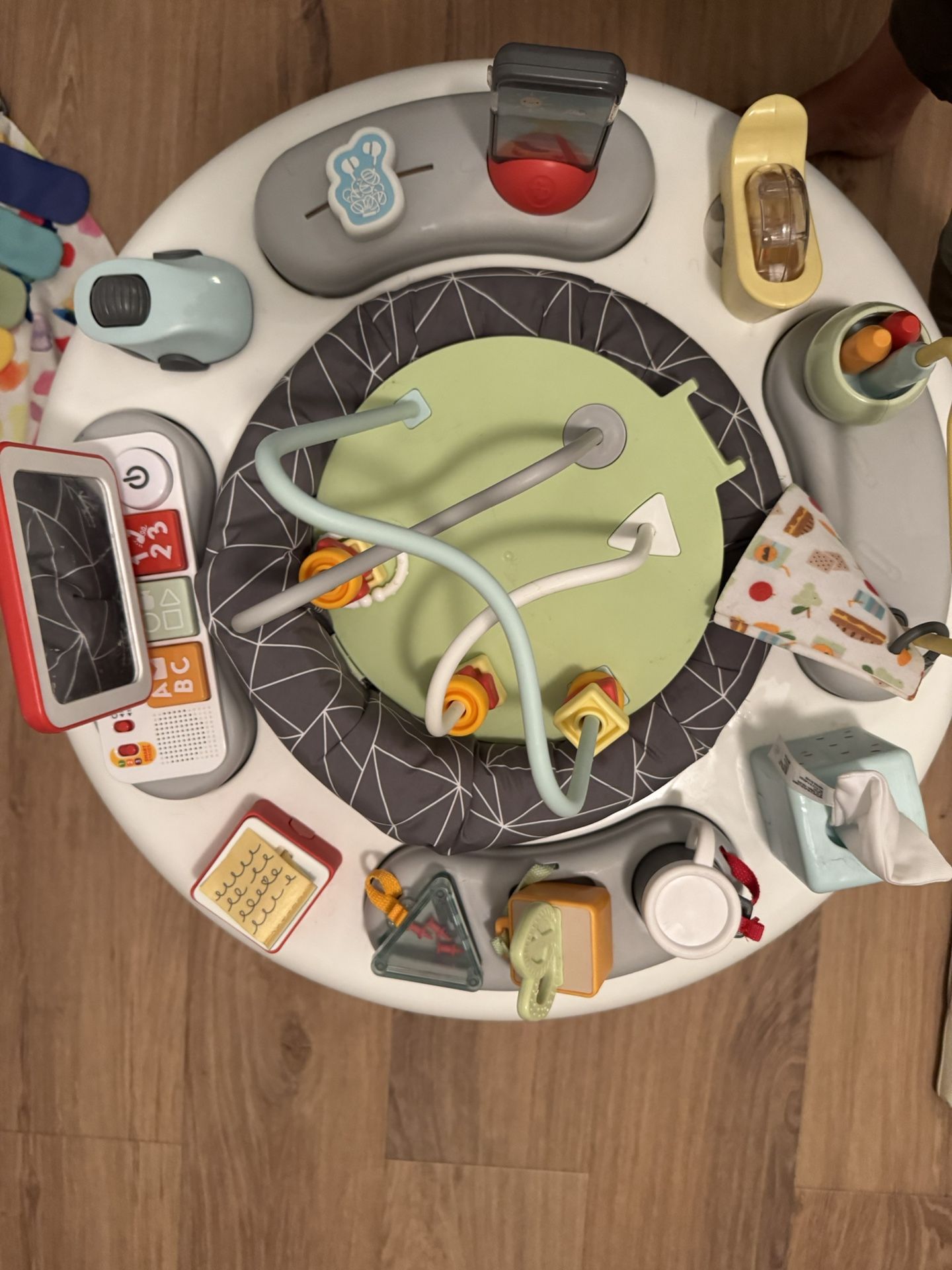 Fisher price 2-in-1 Like a Boss Activity center