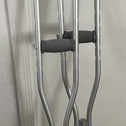 Crutches Aluminum by Cardinal Health-LNEW!