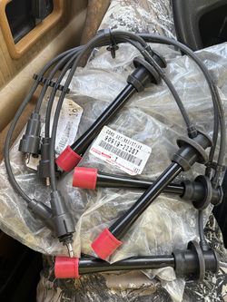 Toyota 4 cylinder new spark plug wire set tacoma 4runner t100