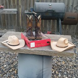 Boots & Hats / Botas y Sombreros