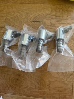 Engine Variable Valve Timing (VVT) Solenoid Compatible with Ford & Lincoln MKZ, MKX