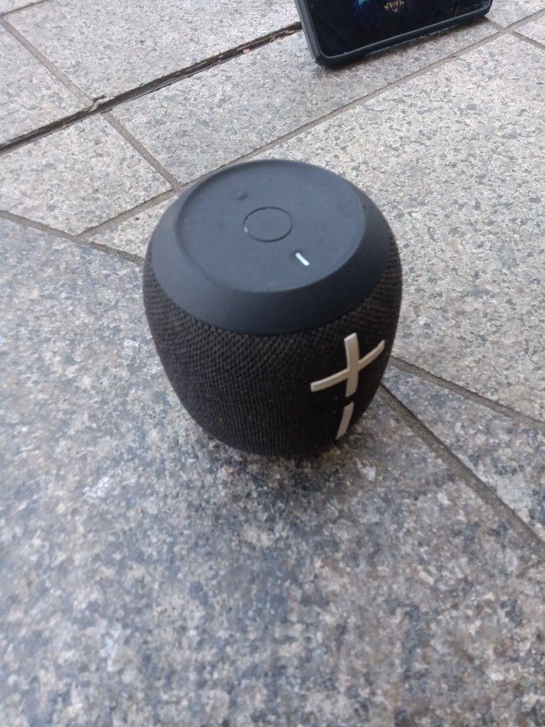 Ultimate Ears Wonderboom 4 Wireless Bluetooth Speaker -Black