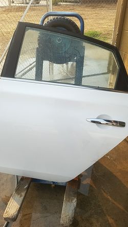 Nissan Sentra door 2013-15