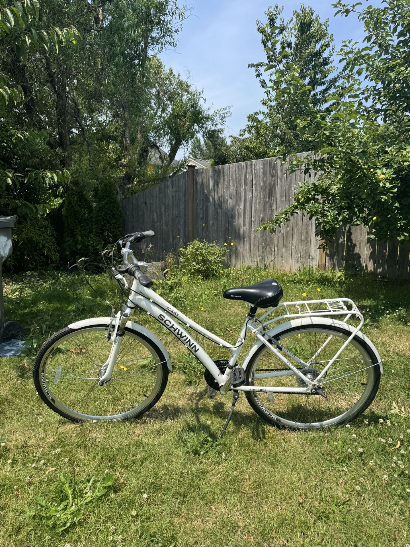 Schwinn Discover Bike Women’s  