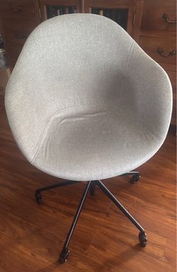 Gray Upholstered Swivel Office Chair with Casters