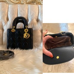 Design cross body