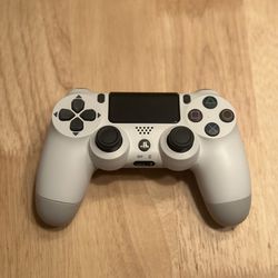 PlayStation 4 PS4 DualShock 4 Controller White