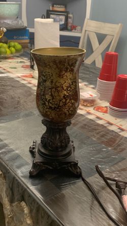 Table lamp