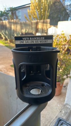 YETI Rambler One Gallon Jug Mount