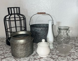 Farmhouse/Vintage Decor Items
