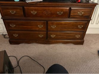 Dresser