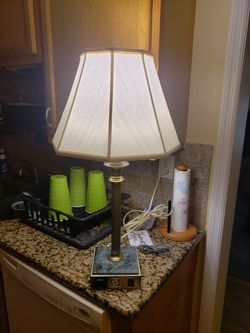 Desk lamp