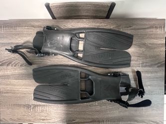 SCUBA PRO DIVE FINS