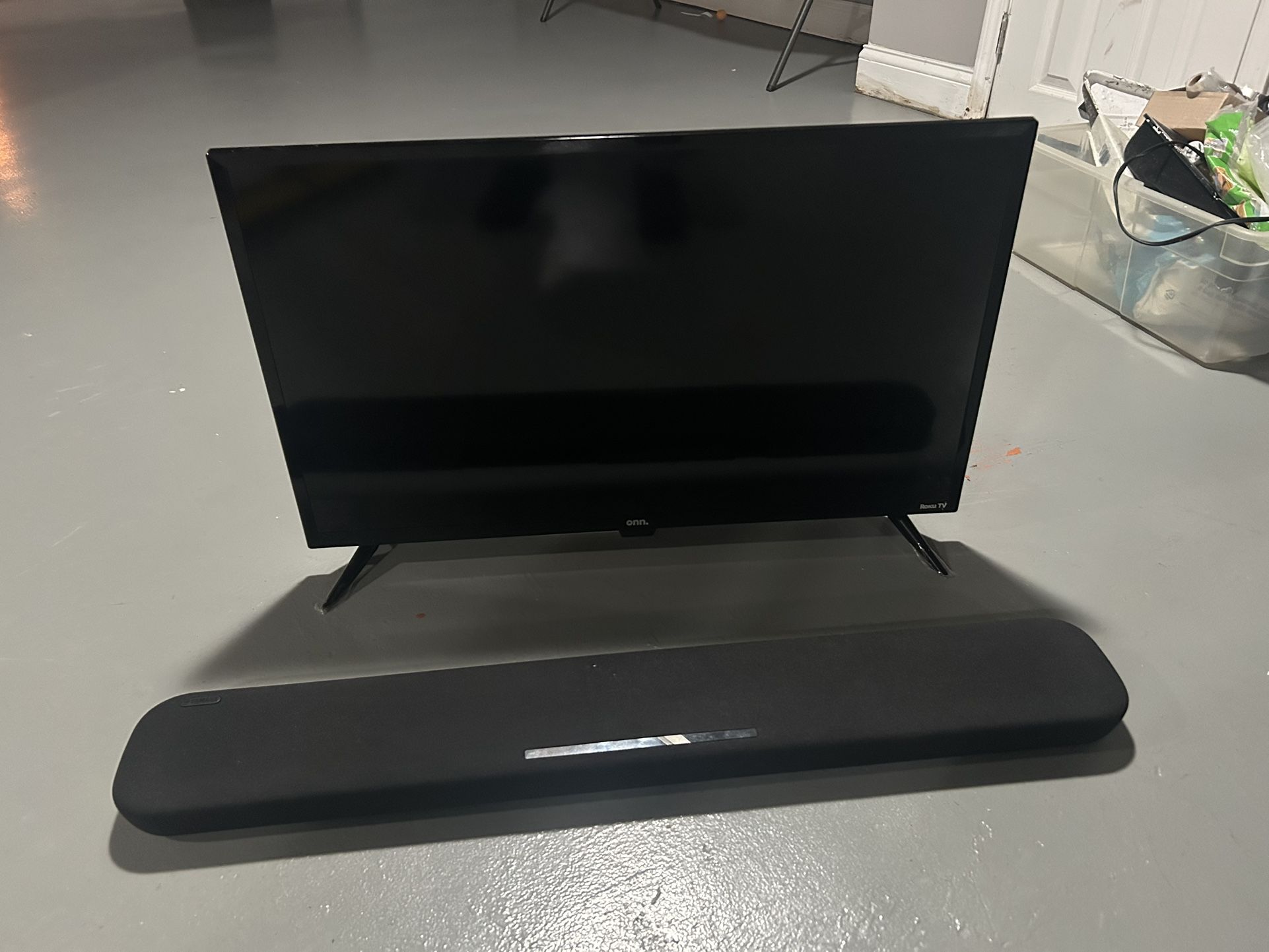Onn tv and soundbar bundle