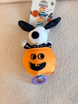 Peanuts Snoopy Halloween Baby Jiggle Toy