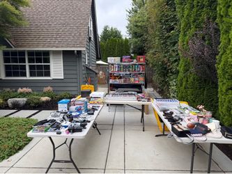 Yard Sale Today at 1219 5th Pl, KIRKLAND WA