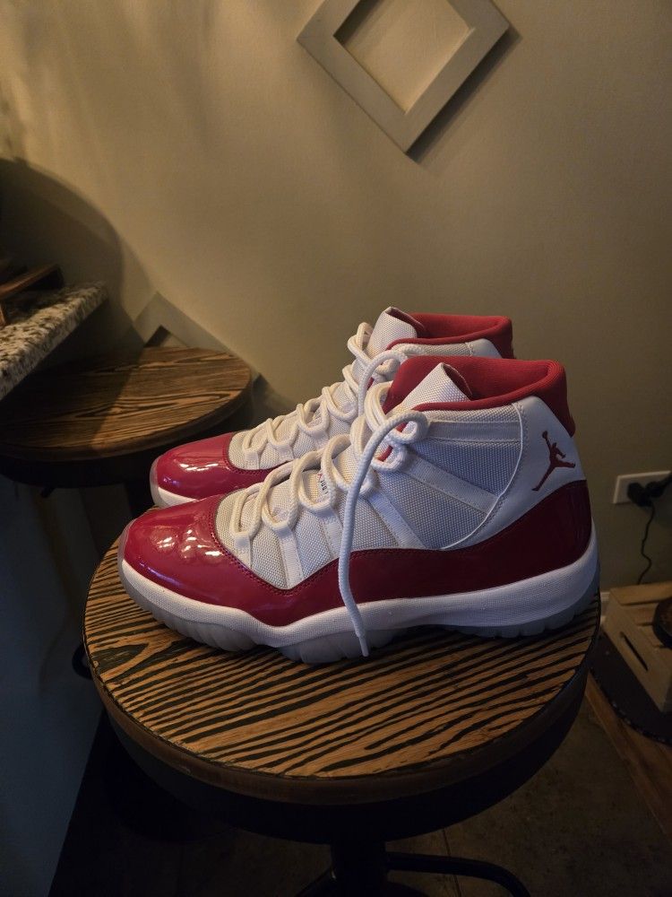 Jordan 11 Cherry Red, Size 13