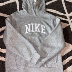Grey Nike Hoodie Size XL (14-16)