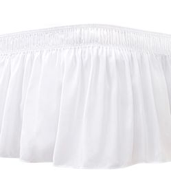 BRAND NEW KING BEDSKIRT 17” DROP