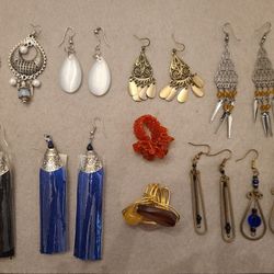 Bundle Choice of 2 earrings and rings from around the world