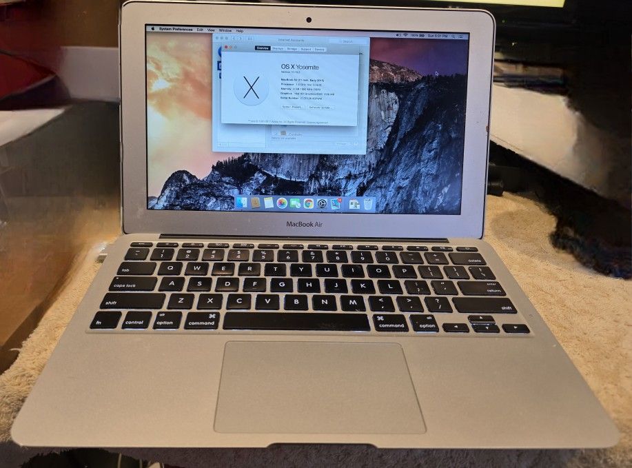 MacBook Air 11-inch (2015) - Core i5 - 4GB - SSD 128GB