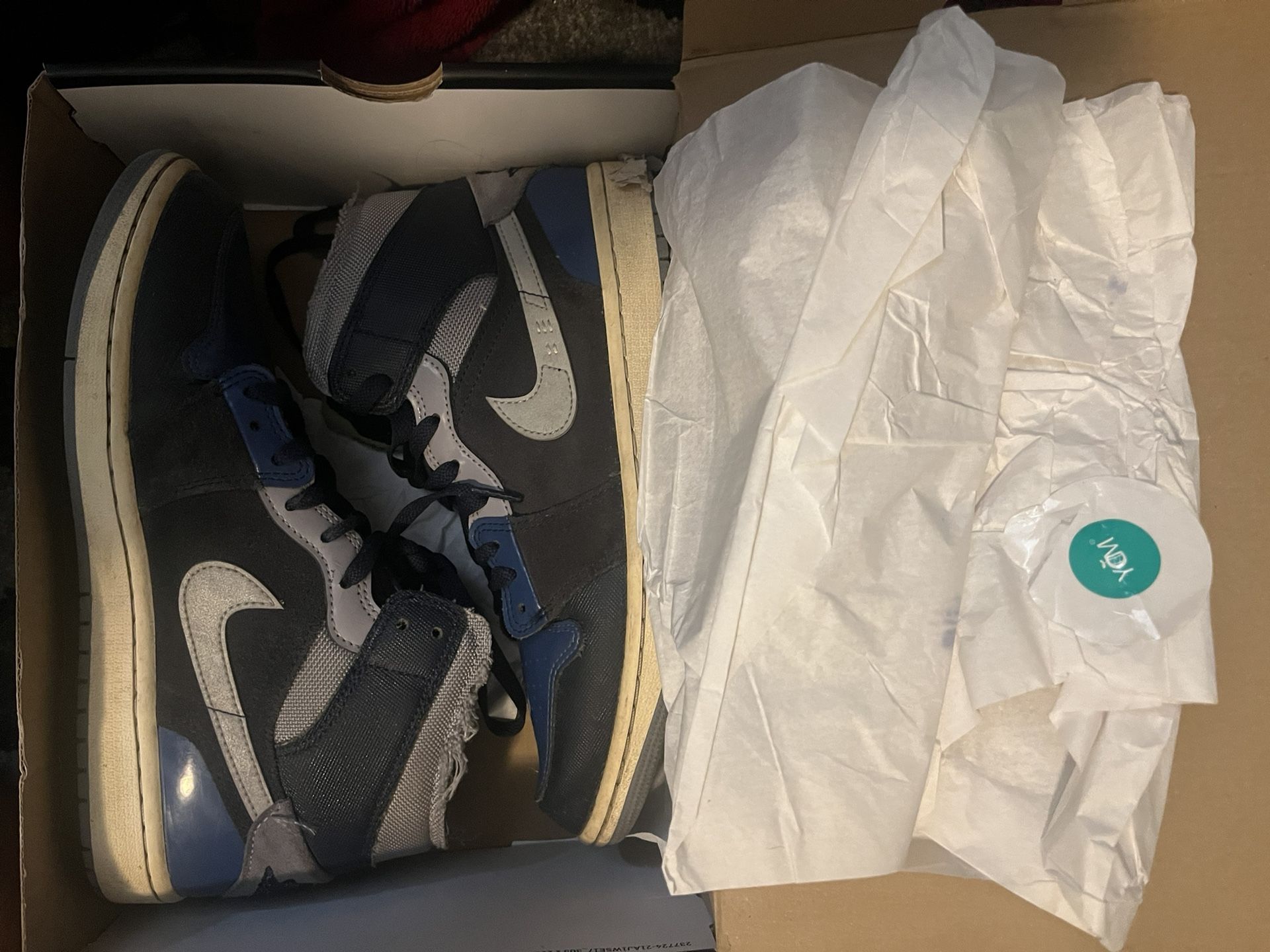 Air Jordan 1 Mid Se Craft
