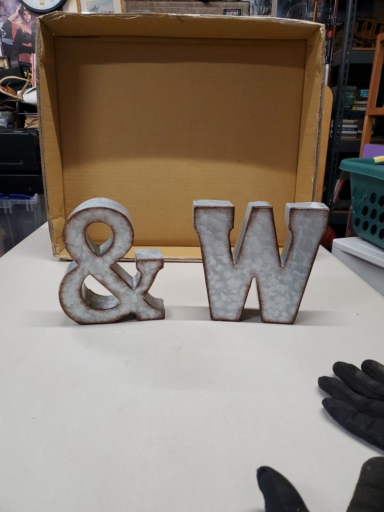 Metal Letters