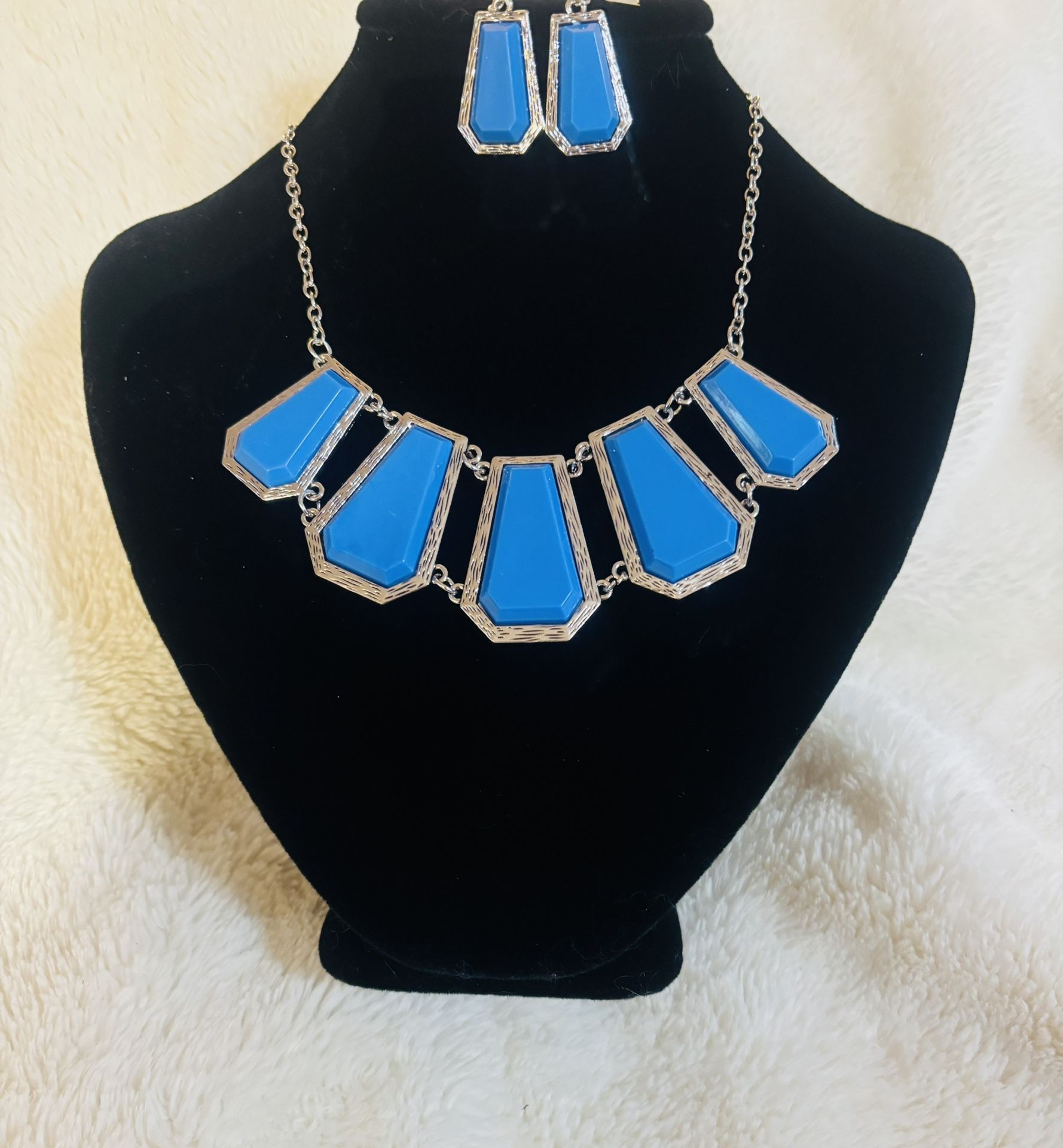 Blue Heiress Necklace & Earring Set
