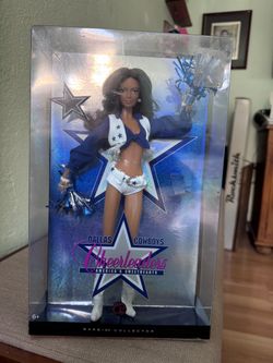 New 2007 Barbie Collector Dallas Cowboys Cheerleader Doll - Pink Label