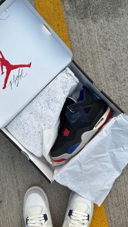 Jordan 4 Rare Air 