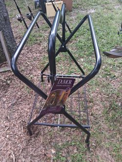 Folding saddle rack