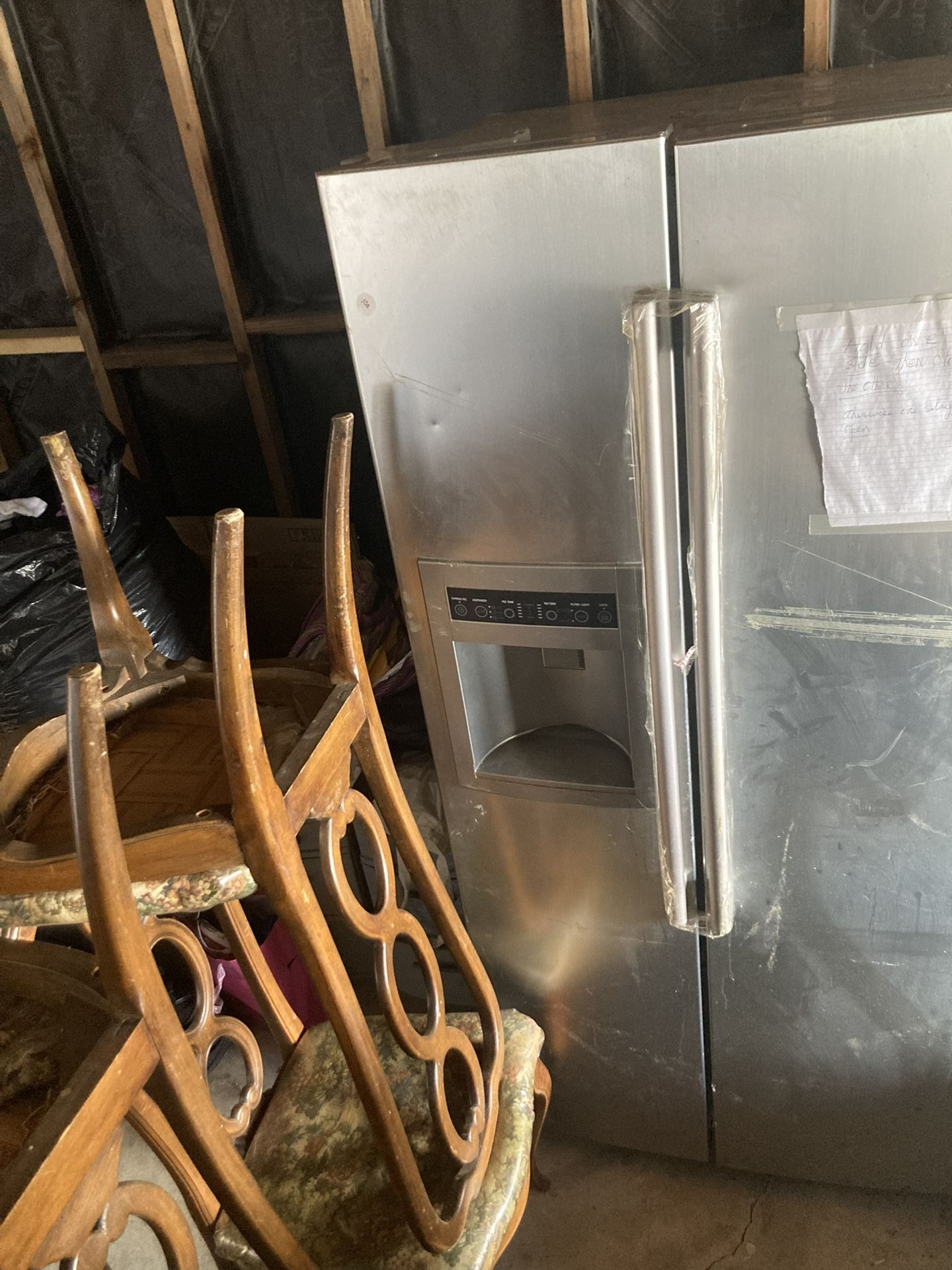 Refrigerator