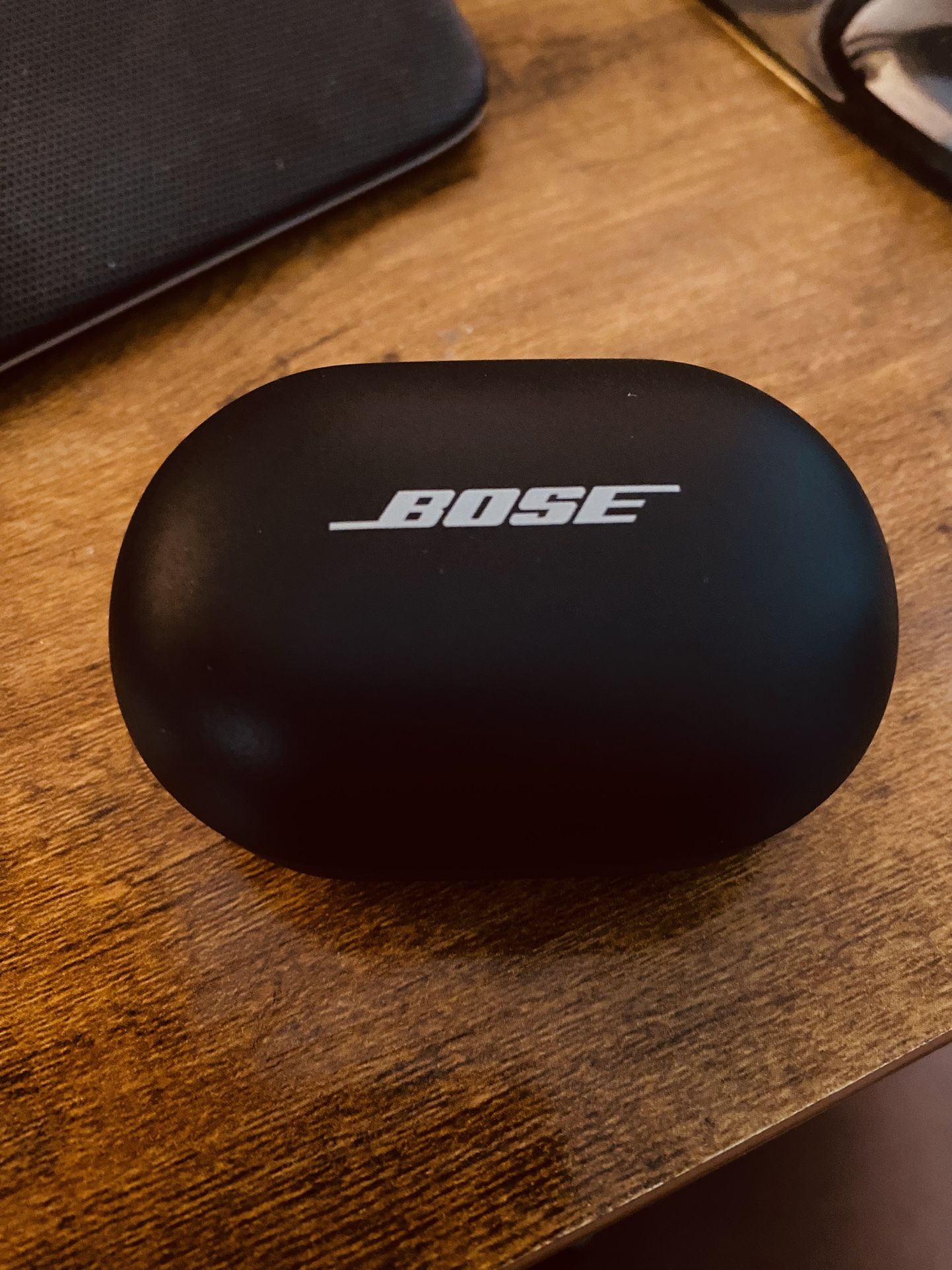 Bose Earbud New